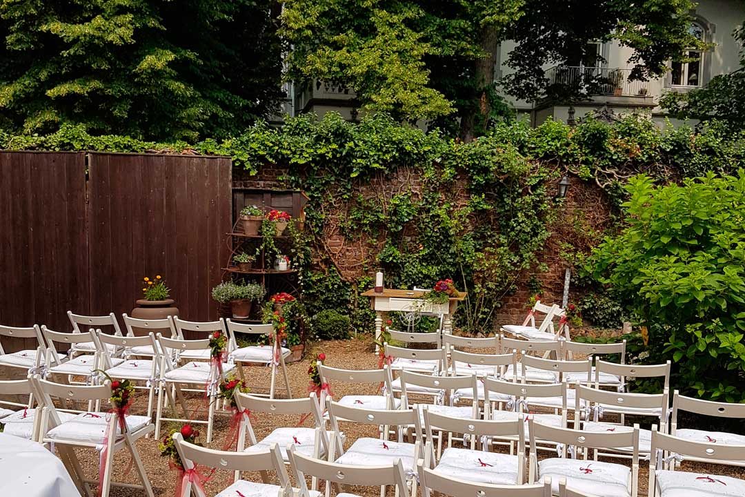 Foto freie Trauung Jana Sander Hochzeitsplanerin Hamburg, Köln